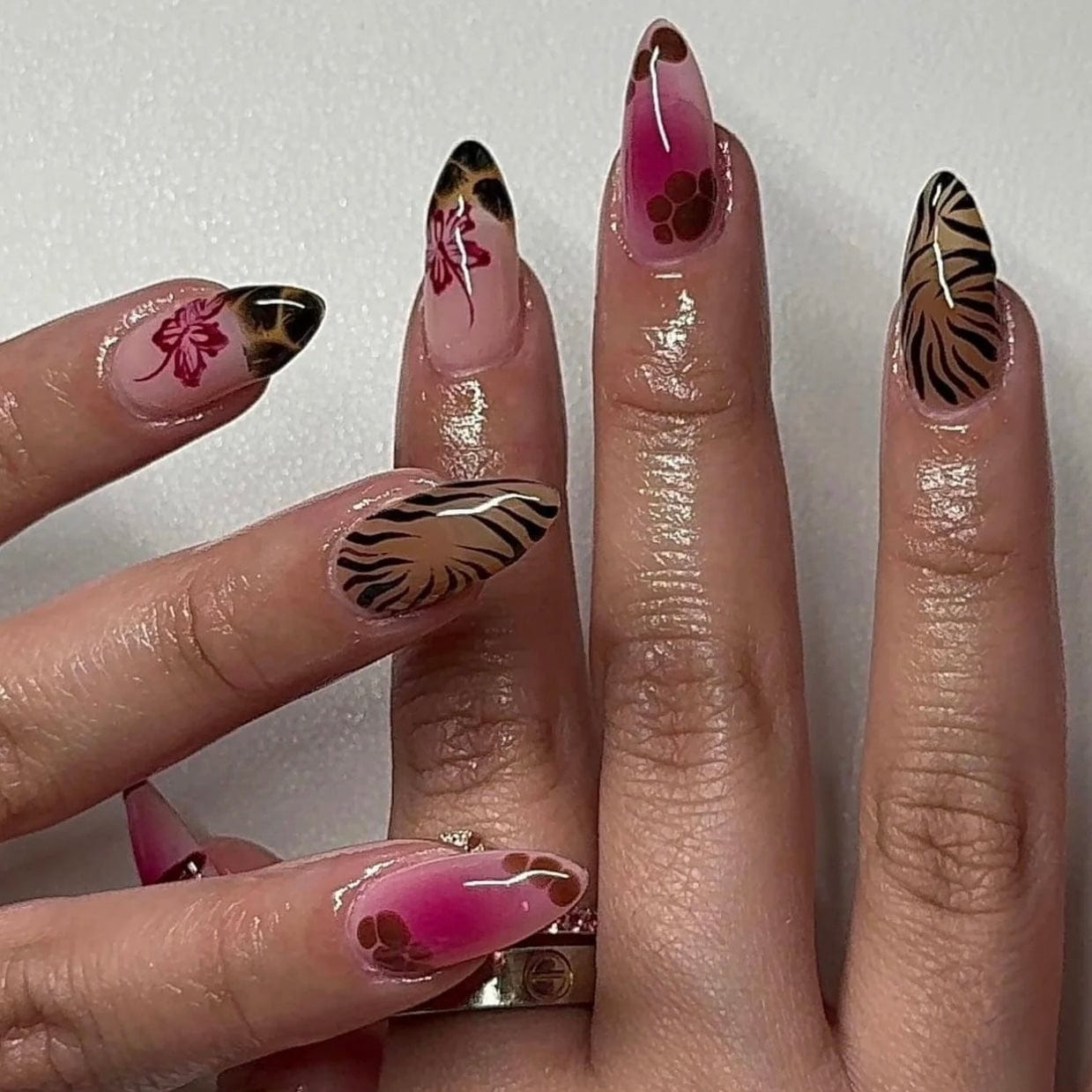 Fall floral nails featuring intricate nature-inspired designs for the fall season