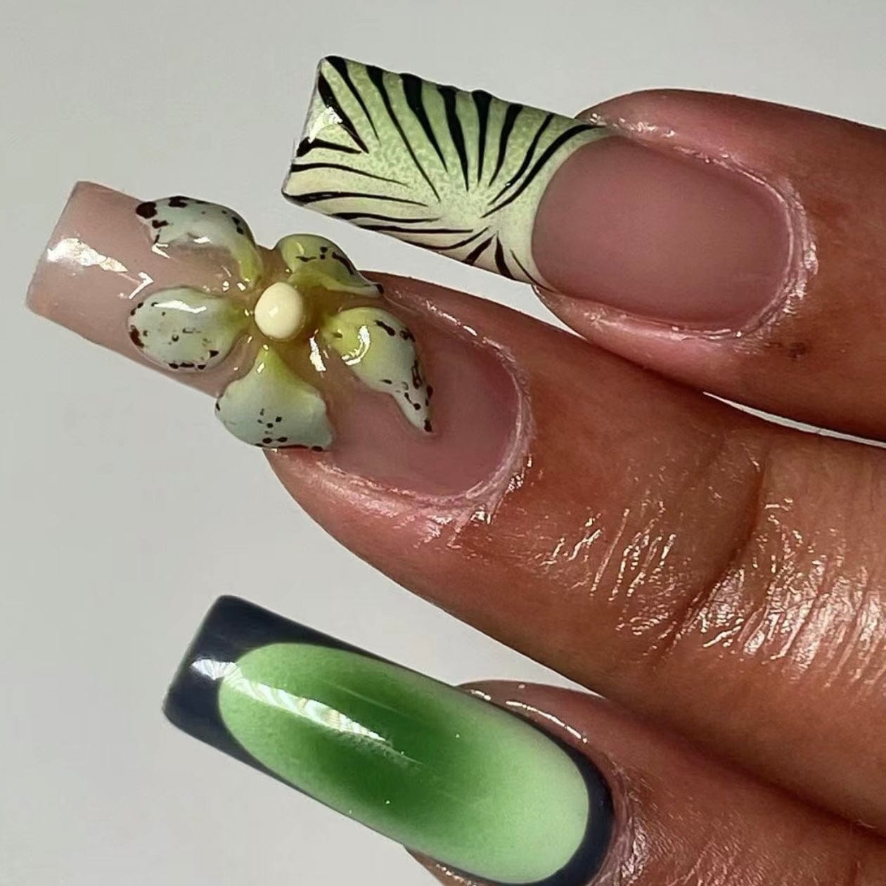 Green Plants Style Nails