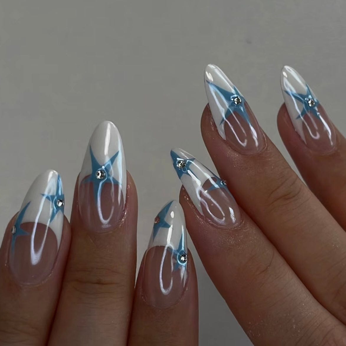 white french tip nails